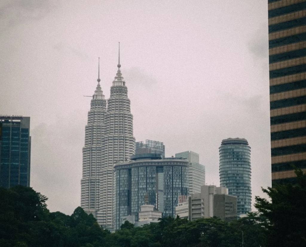 petronas-twin-tower-in-kuala-lumpur Petronas Twin Tower in Kuala Lumpur